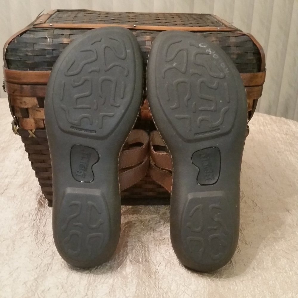 Born Buckle Thong Sandals Brown Size 8/39 - Picture 6 of 6